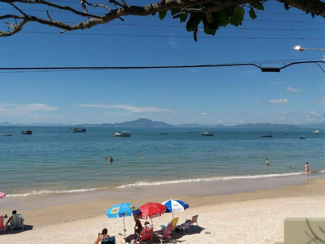 Alegria Bombinhas